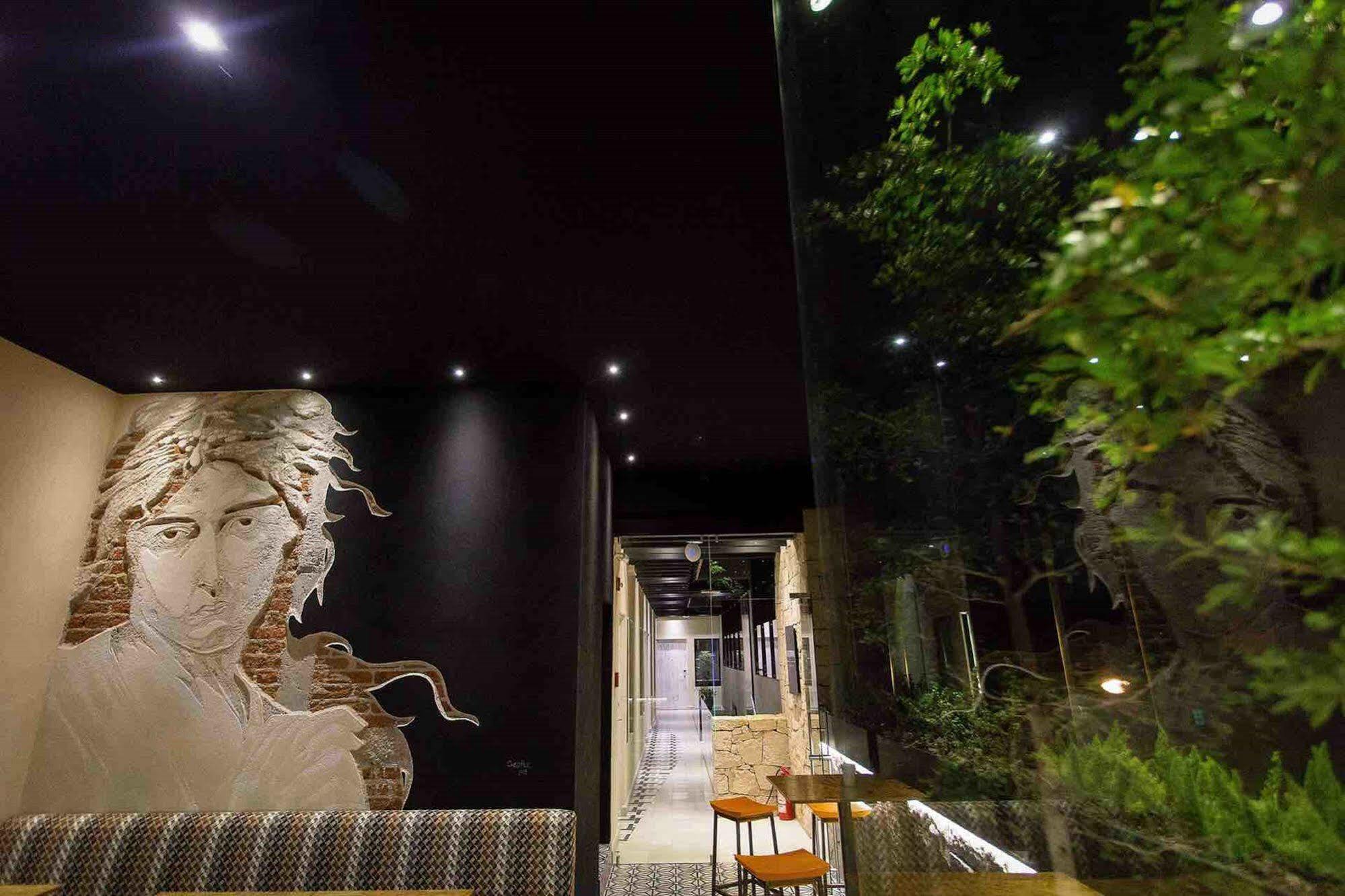 Othelo Boutique Hotel Mexico Leon Exterior photo The interior of the restaurant